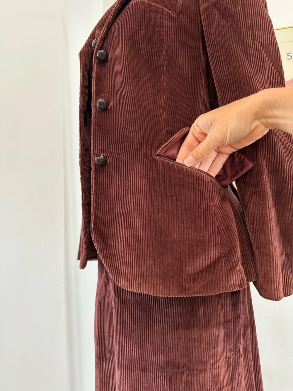 Vintage 60βs/70βs Brown Three-Piece Corduroy Skirt Suit - Picture 13 of 16